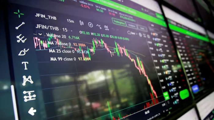 How You Can Control Asset Prices in Crypto Trading